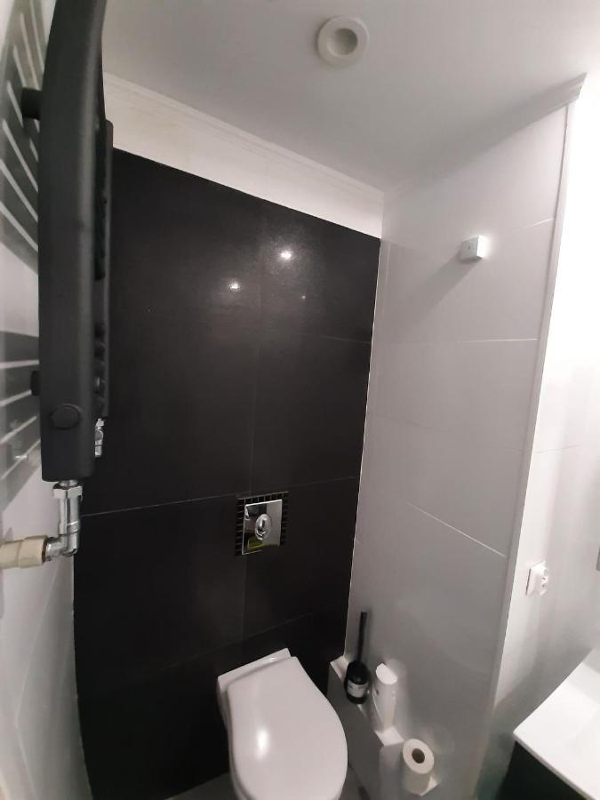 Urocze Mieszkanko 1,25 Km Do Morza Baltyckiego Apartment Гданск Екстериор снимка